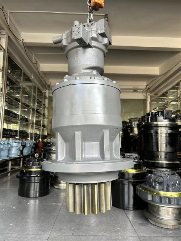 Volvo EC360 Swing Motor Assy - Image 4
