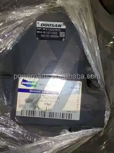 Doosan DX340 DX340LCA 410105-00575 Main Control Valve - Image 6