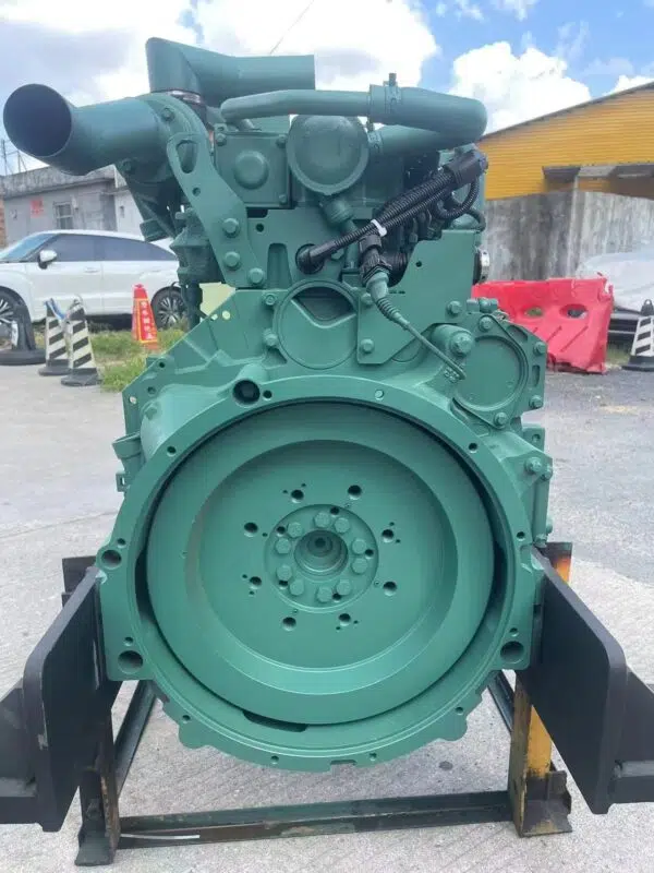 Volvo 14536073 14536076 Engine D6D D6E EC210B EC200B EC220D Engine Assy - Image 4