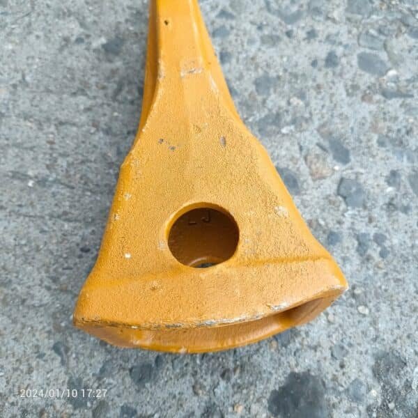 Good Quality 205-70-19570 RC-C Excavator Bucket Teeth for Komatsu PC200 Excavator Parts - Image 5