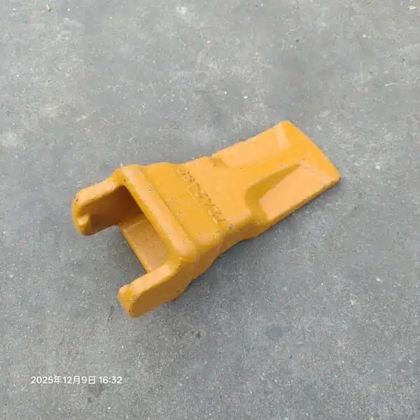 72A2499 Teeth for LiuGong Loader 856H 855H 50CN 855N Bucket Teeth - Image 3