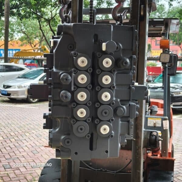 Original 410105-00080A Main Valve Excavator Spare Parts DX225LC DX225LCA DX225 Control Valve DX225LCA -2 Main Control Valve for Doosan - Image 3