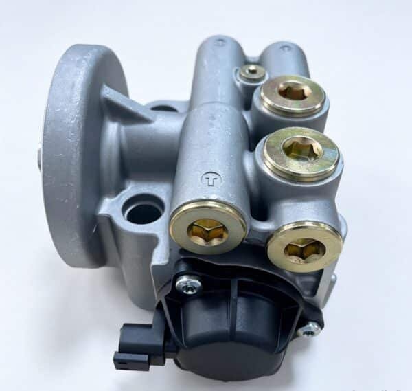 390-4679 3904679 Pump Fuel for E320D E323D Fuel Priming Pump - Image 2